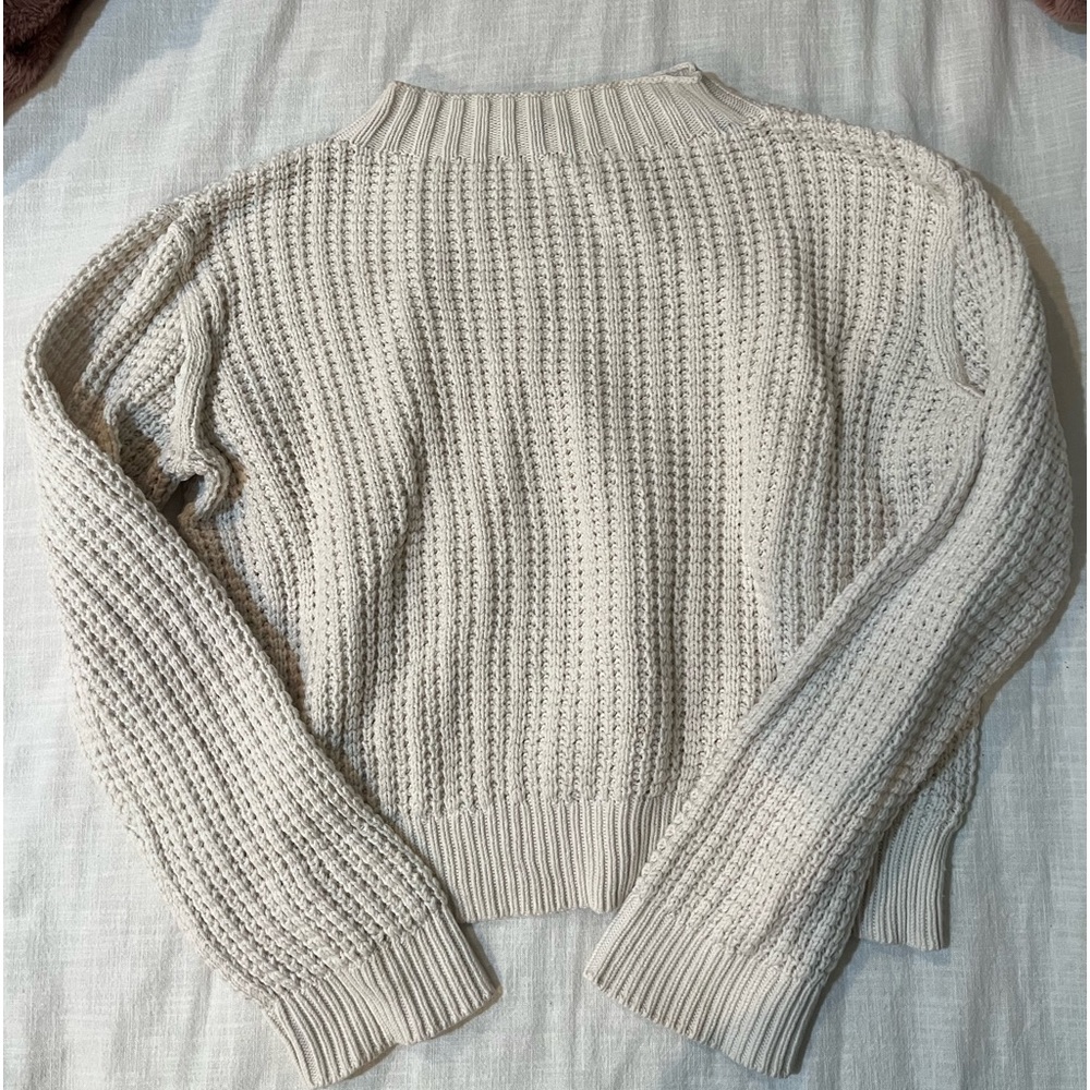 Theory women’s off white knit sweater